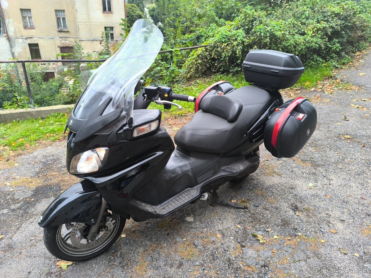 Suzuki Burgman 650 executive