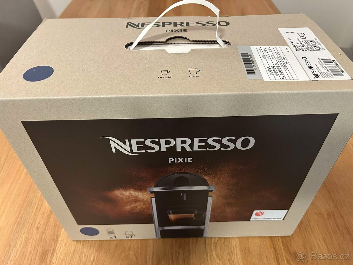 Novy Nespresso kavovar Pixie Redesign Dark Blue
