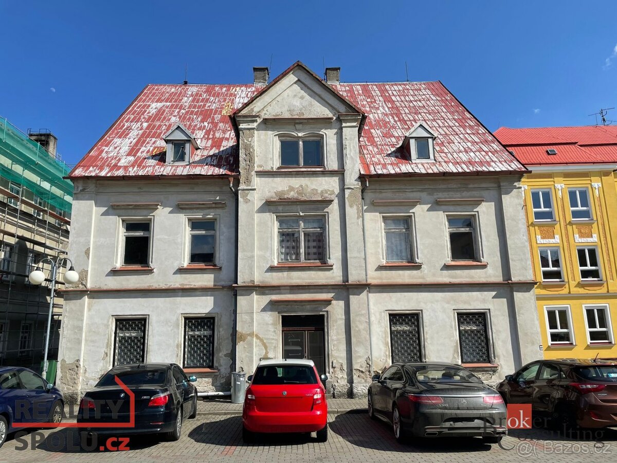 Prodej, komerční/ubytování, 520 m2, nám. J. Švermy, Kovářská
