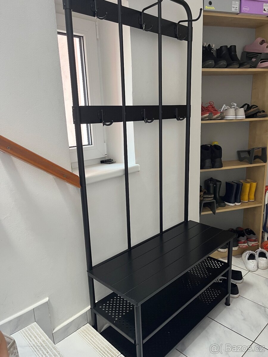 Vesak/botnik Ikea