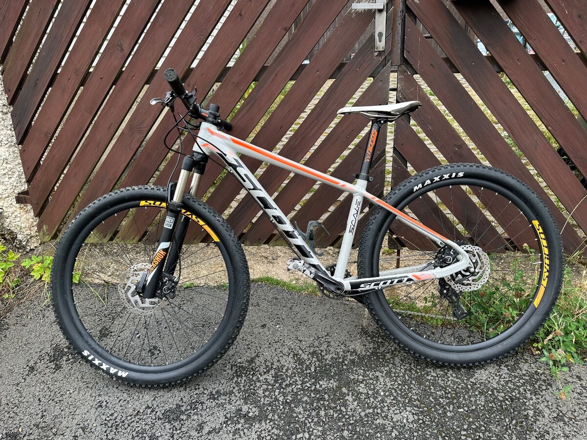 Horské kolo scott scale 765