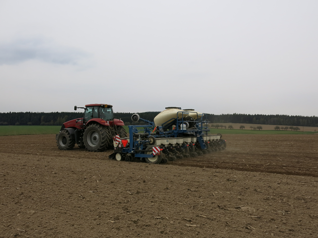 Secí stroj Kinze 3600 12R Twin Row