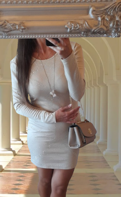 H&M třpytivé party šaty s odhalenými zády