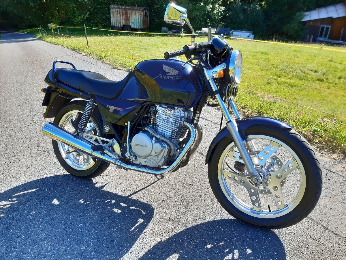 HONDA XBR 500S