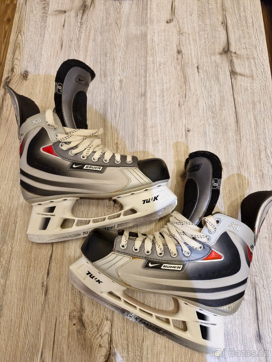 Prodám pánské zimní brusle Bauer Vapor XII