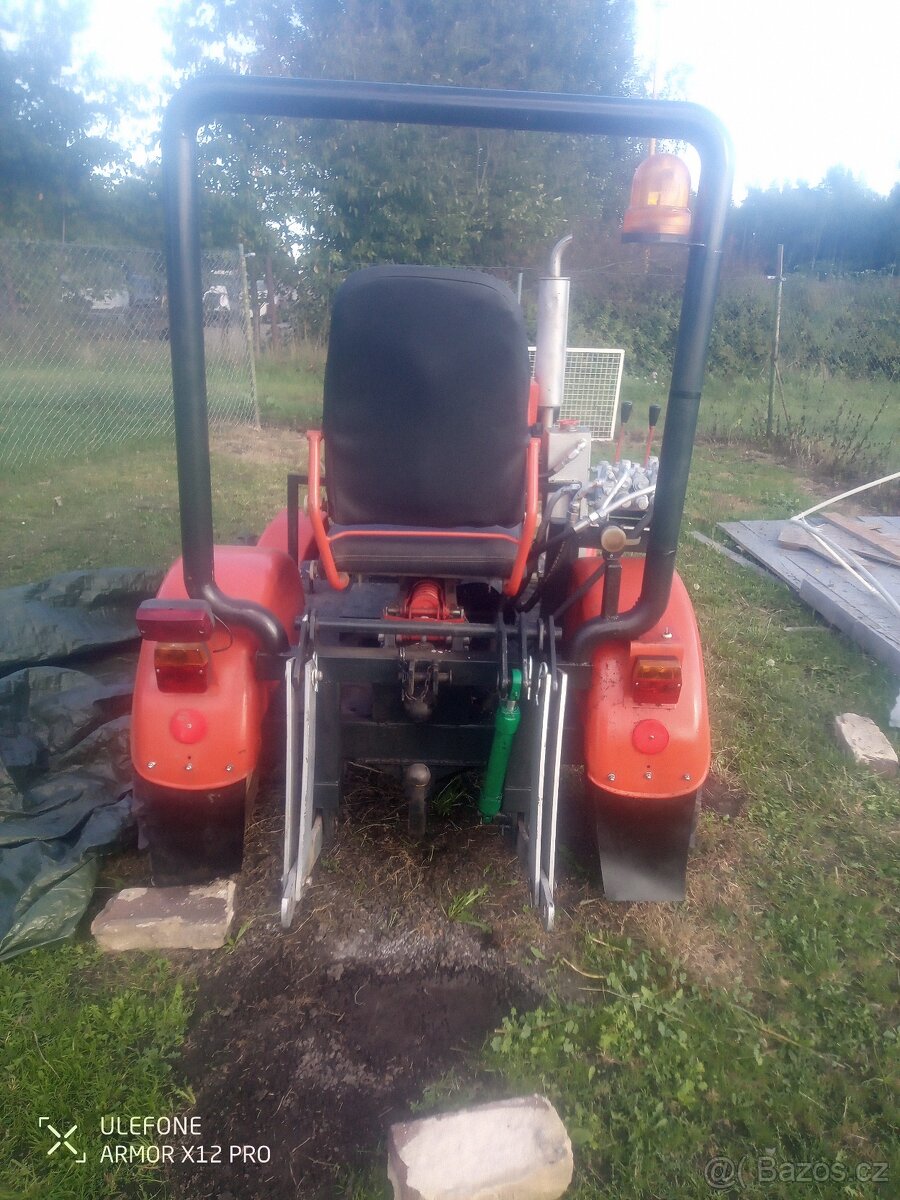 Prodám traktor domácí výroby