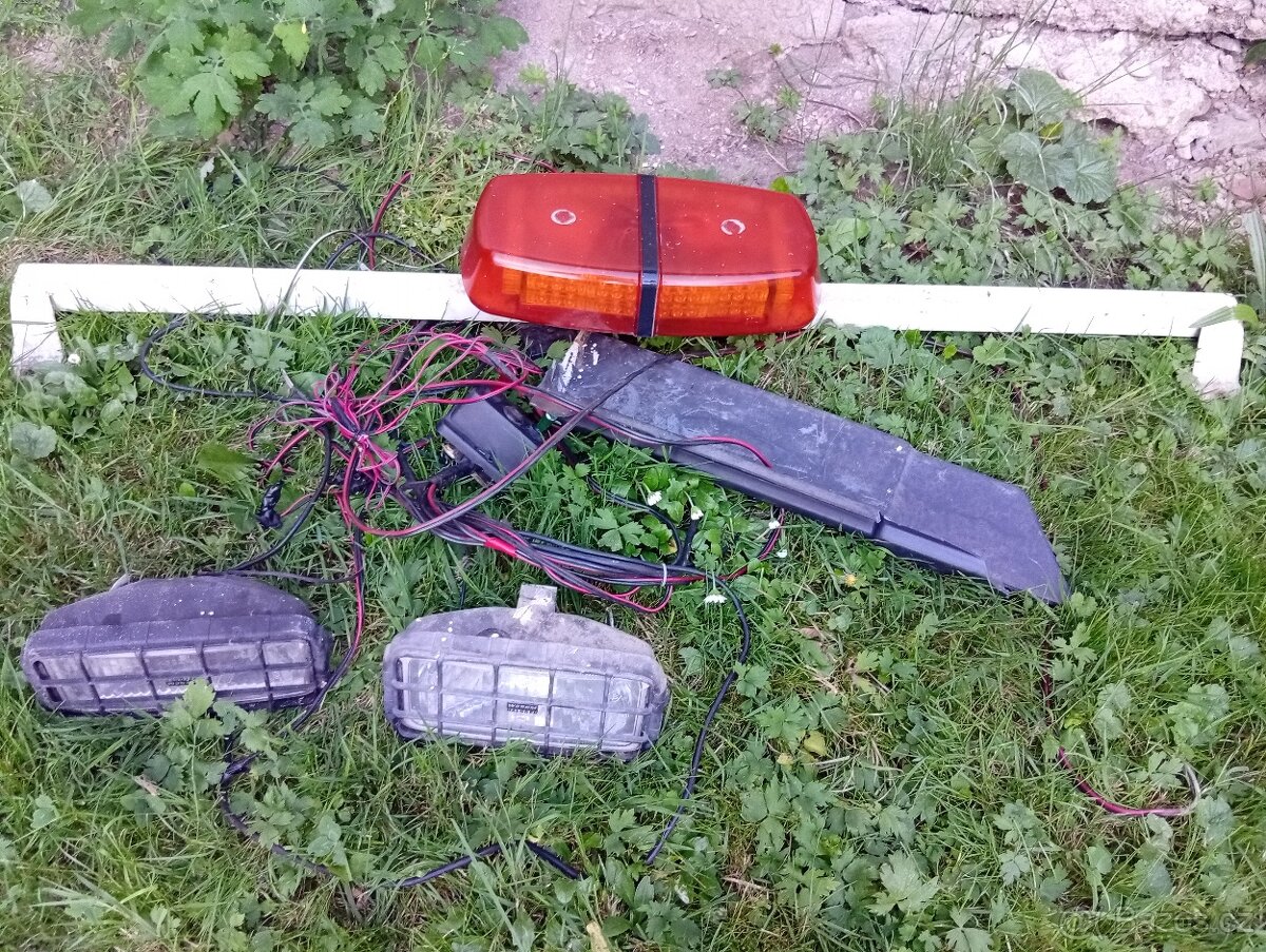 Náhradní díly z odtahovky Jumper 1998