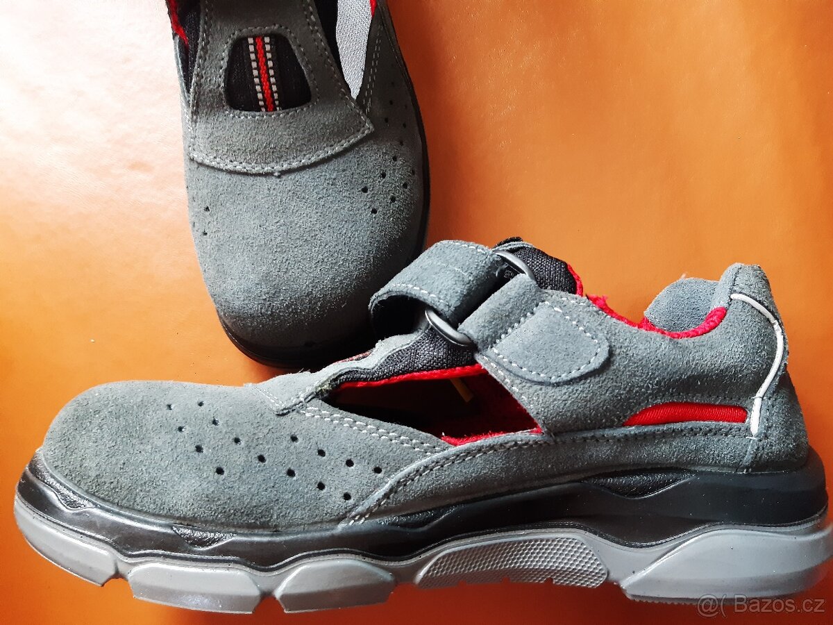 Pracovní obuv nové