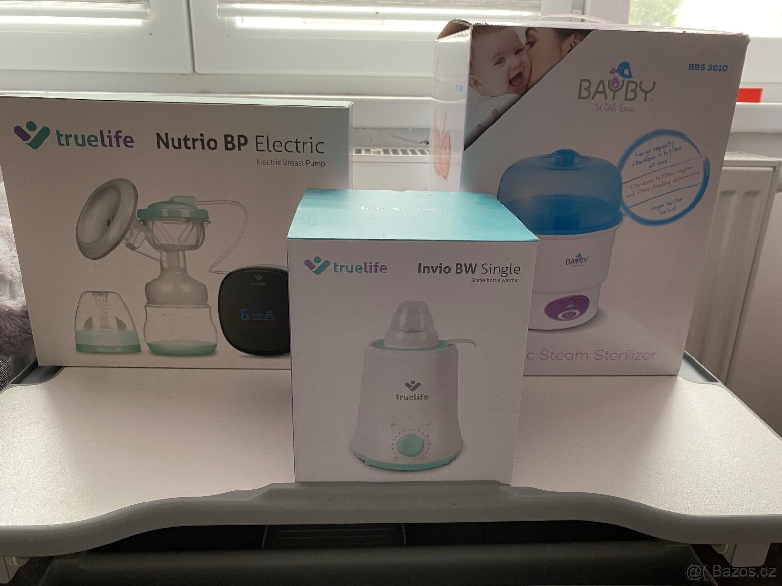 Odsávačka mléka, ohřívačka lahví, sterilizátor