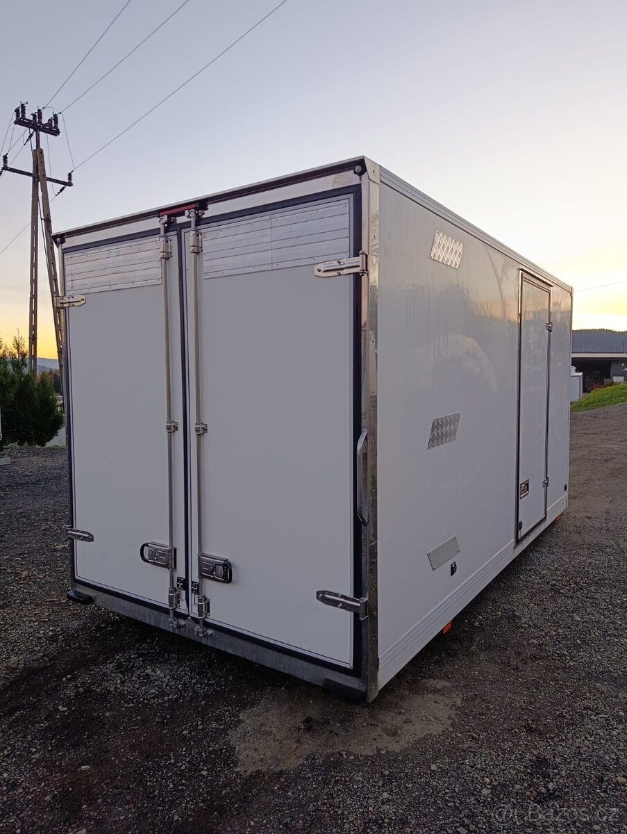Izotermický Kontejner / Skladový Kontejner / Sklad / K198