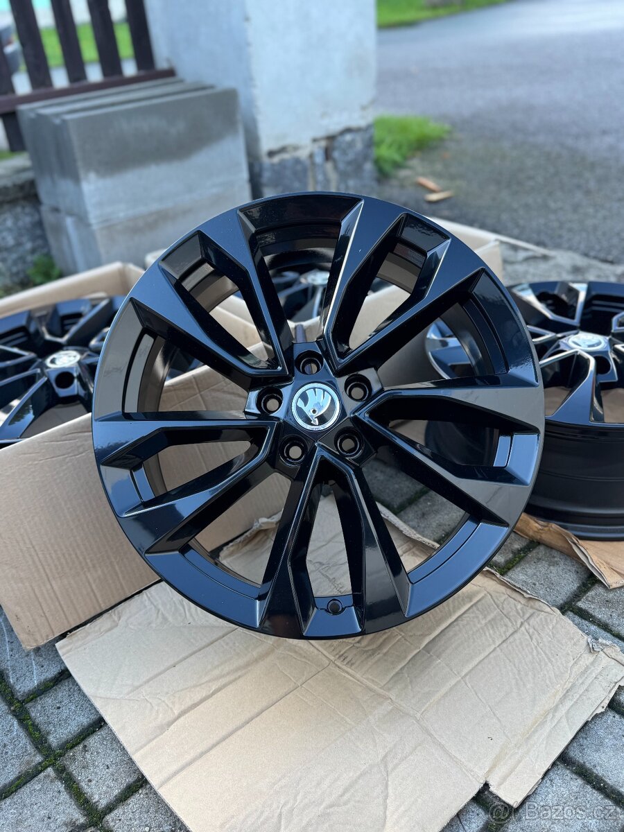 ORIGINÁL Alu Škoda PROCYON R19, 5x112 - TOP STAV