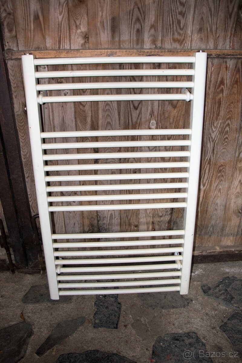 Topné těleso - žebřík do koupelny