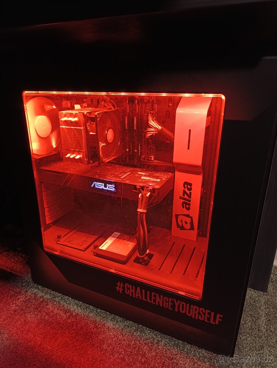 Herní počítač, parametry níže...