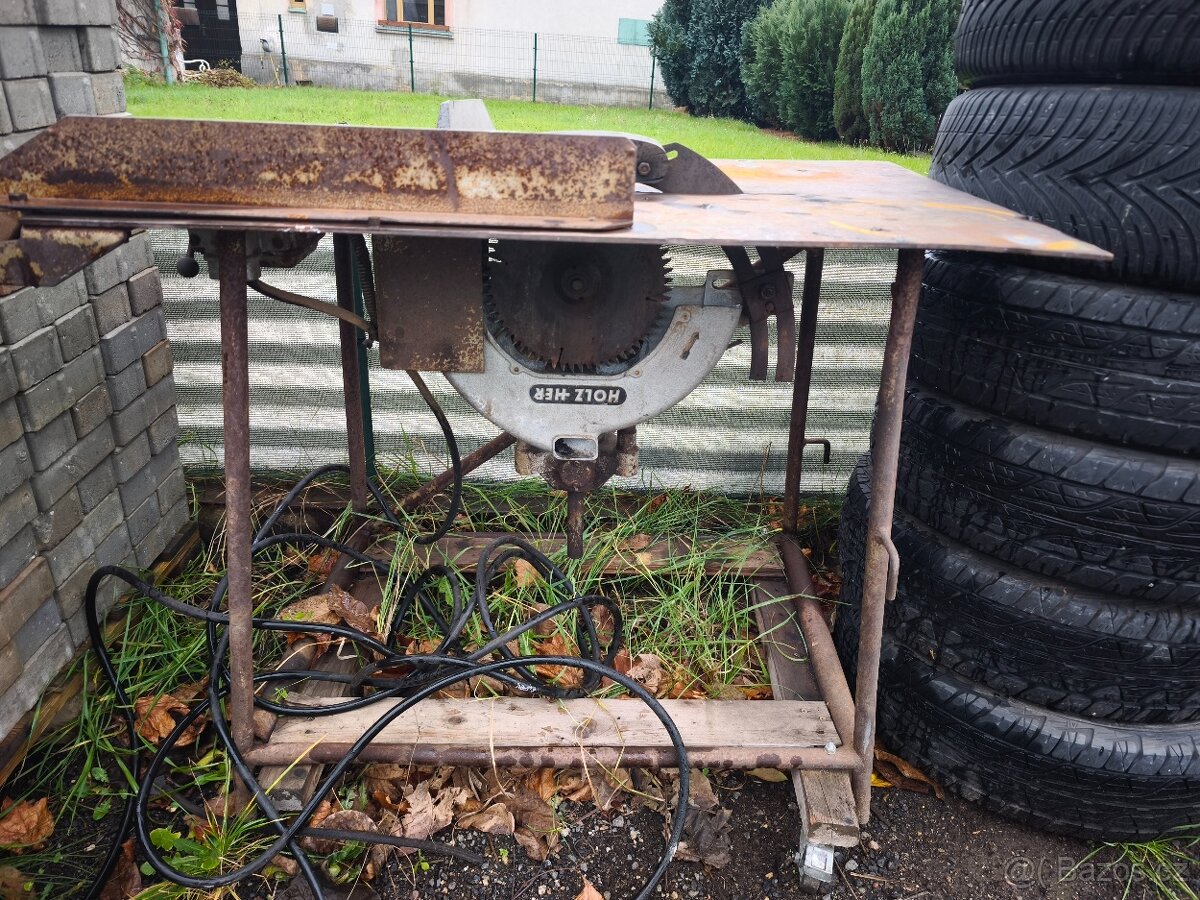 Stolní okružní pila