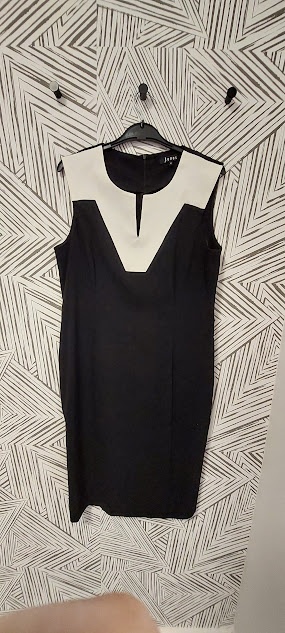 Modro - bílé společenské šaty