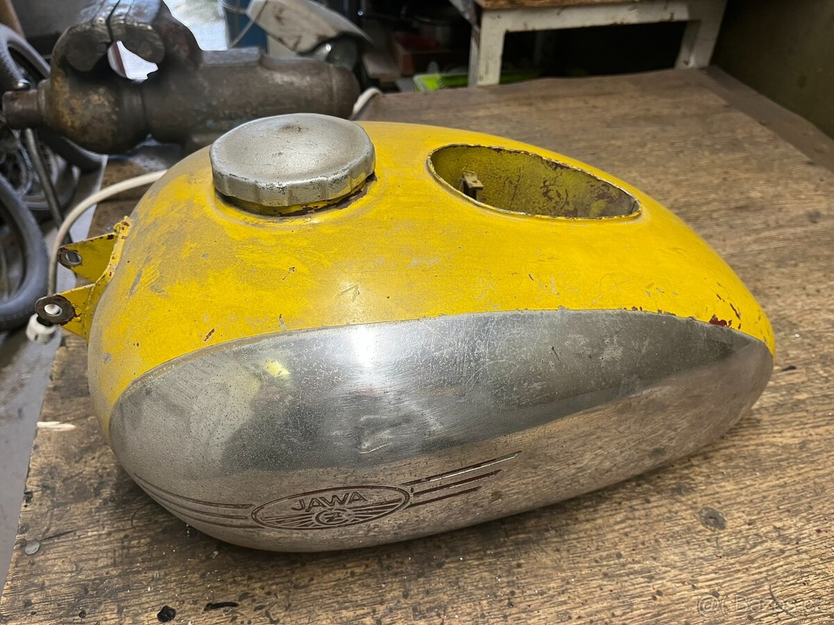 nádrž Jawa kývačka 250,350