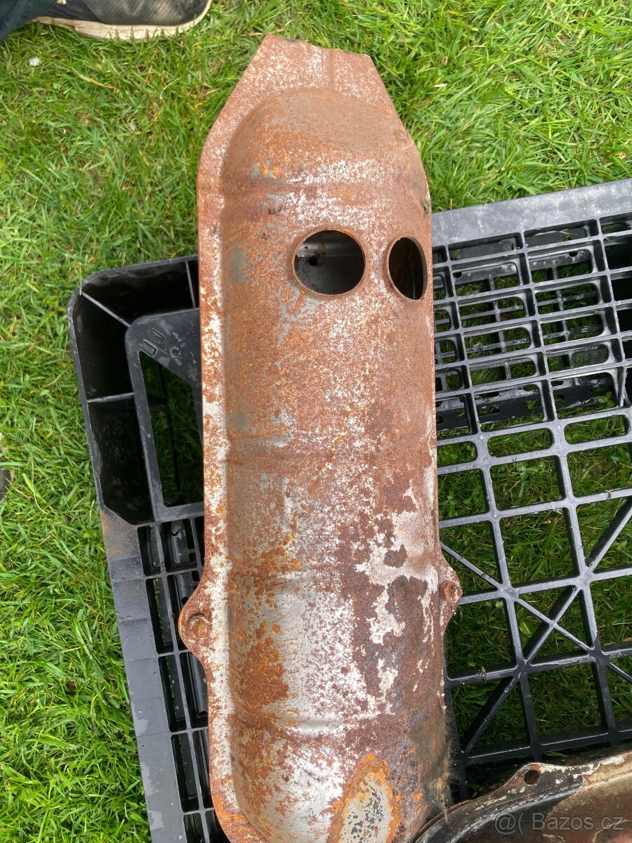 Výfuk škoda 100 - 1000 veterán