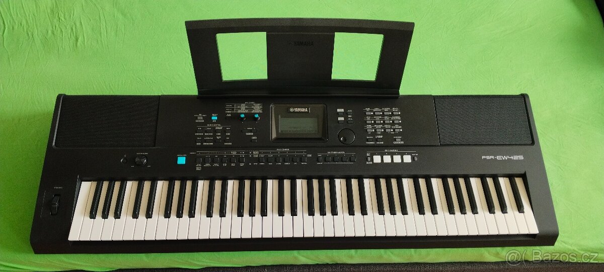 YAMAHA PSR - EW425
