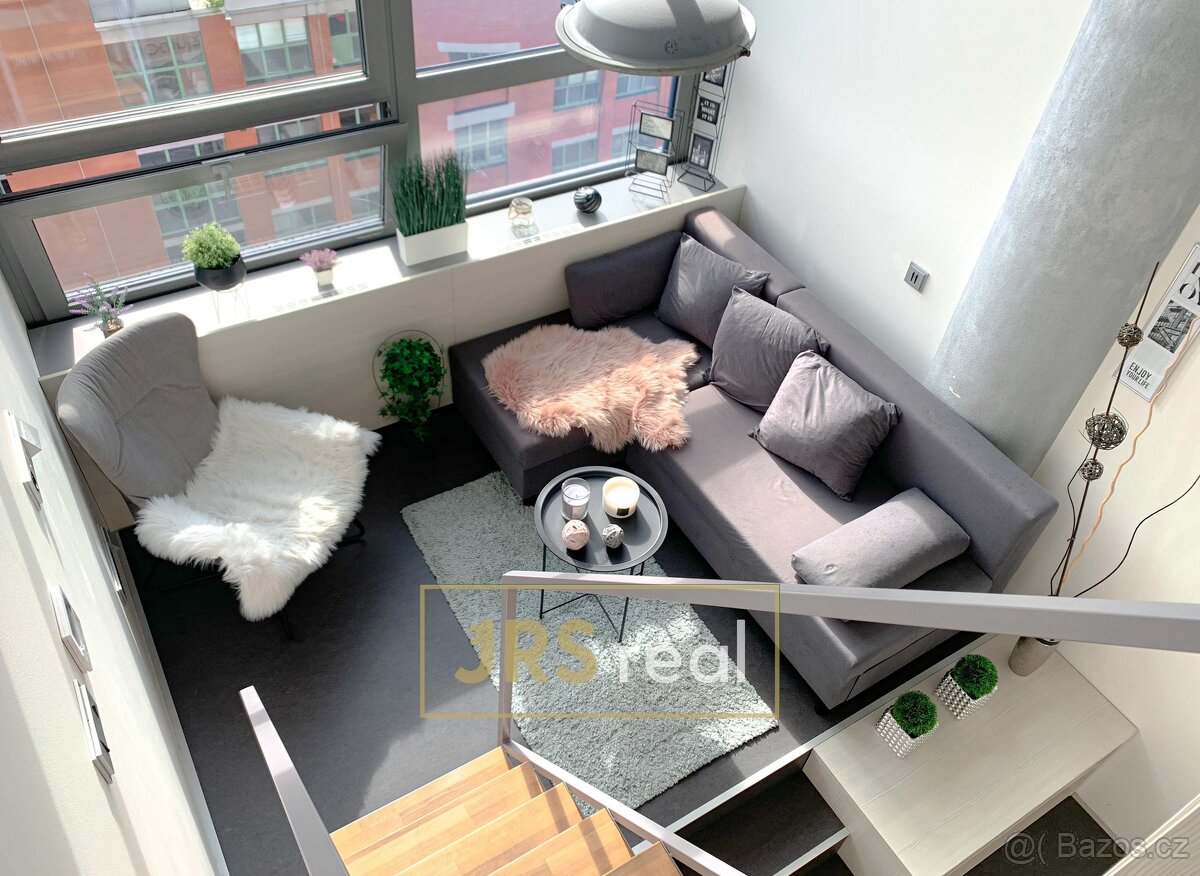 Pronájem loftového bytu 1+kk, 41 m2 - Zlín, ev.č. 160083DV