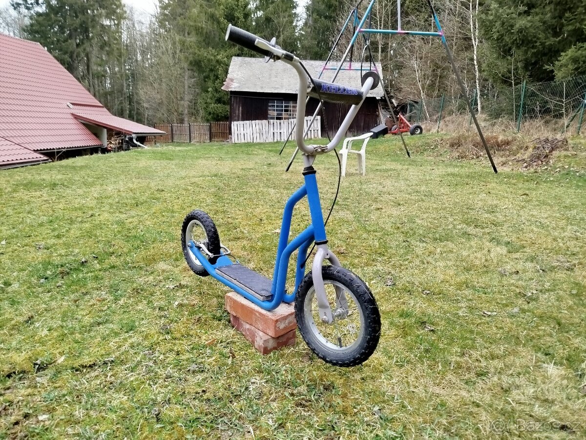 Dětská koloběžka