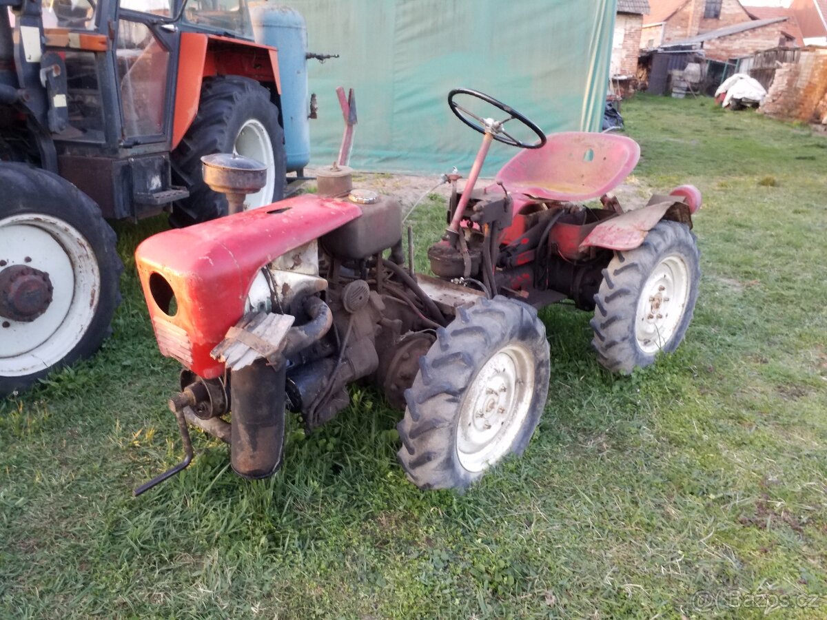 Malotraktor Tk 10 ,T4-K10 , tekacko .....veterán.