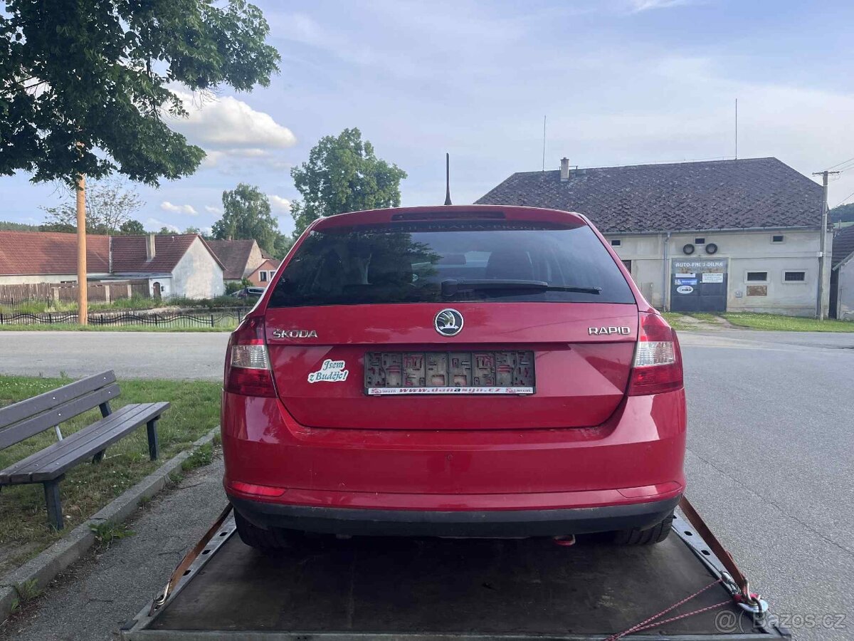 Rapid 1,6tdi 66kw 2014 spaceback na dily