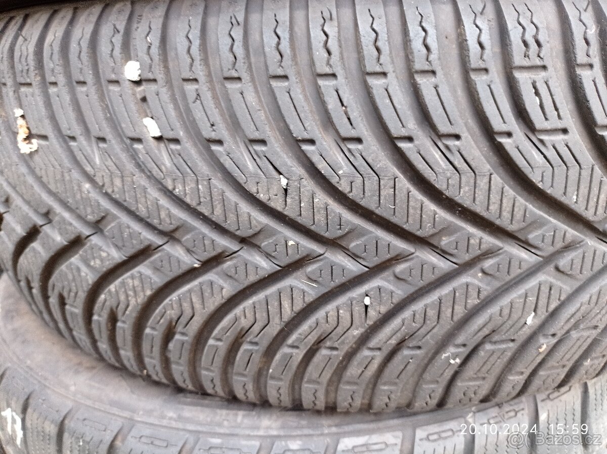 Zimní pneu Kleber 205/60R16 Pěkné