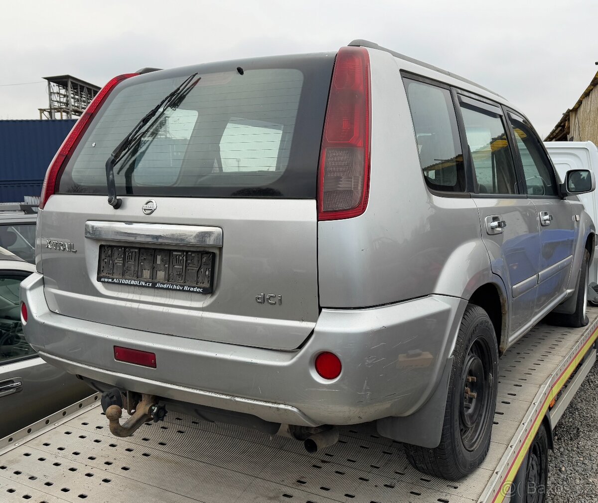 ND / náhradní díly z Nissan X-trail T30