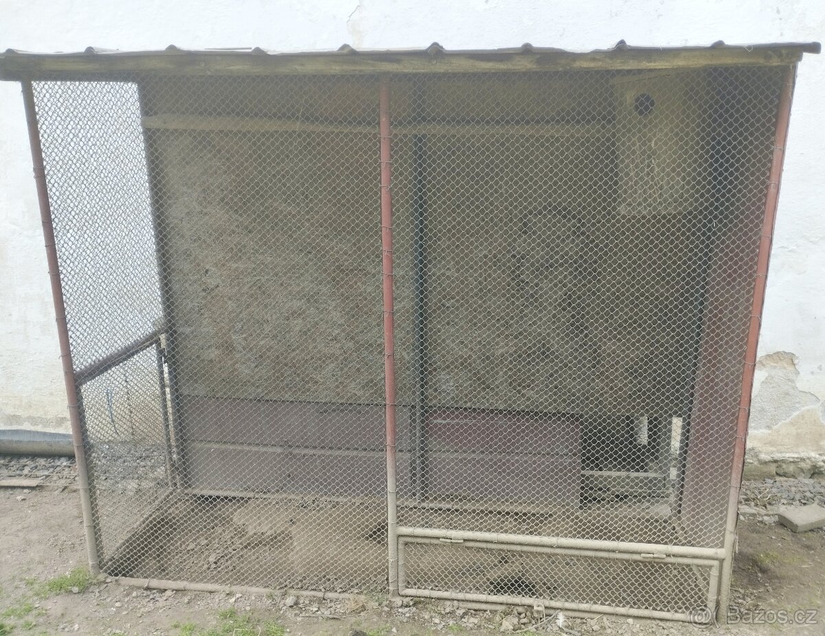 Velká ptačí voliéra
