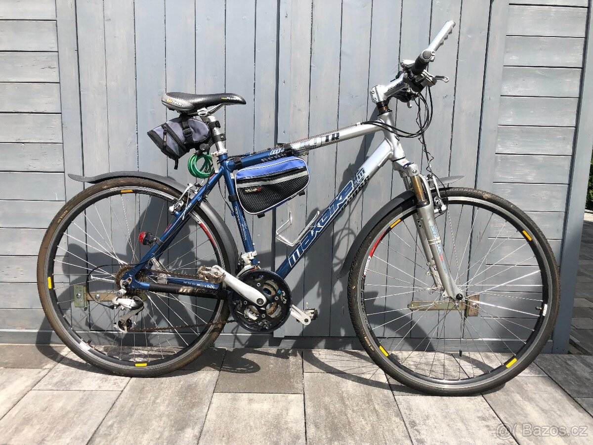 Jízdní kolo Maxbike.