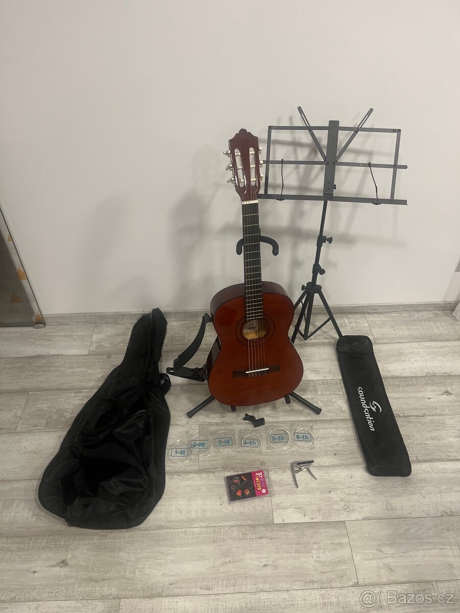 Prodej krásné kytary