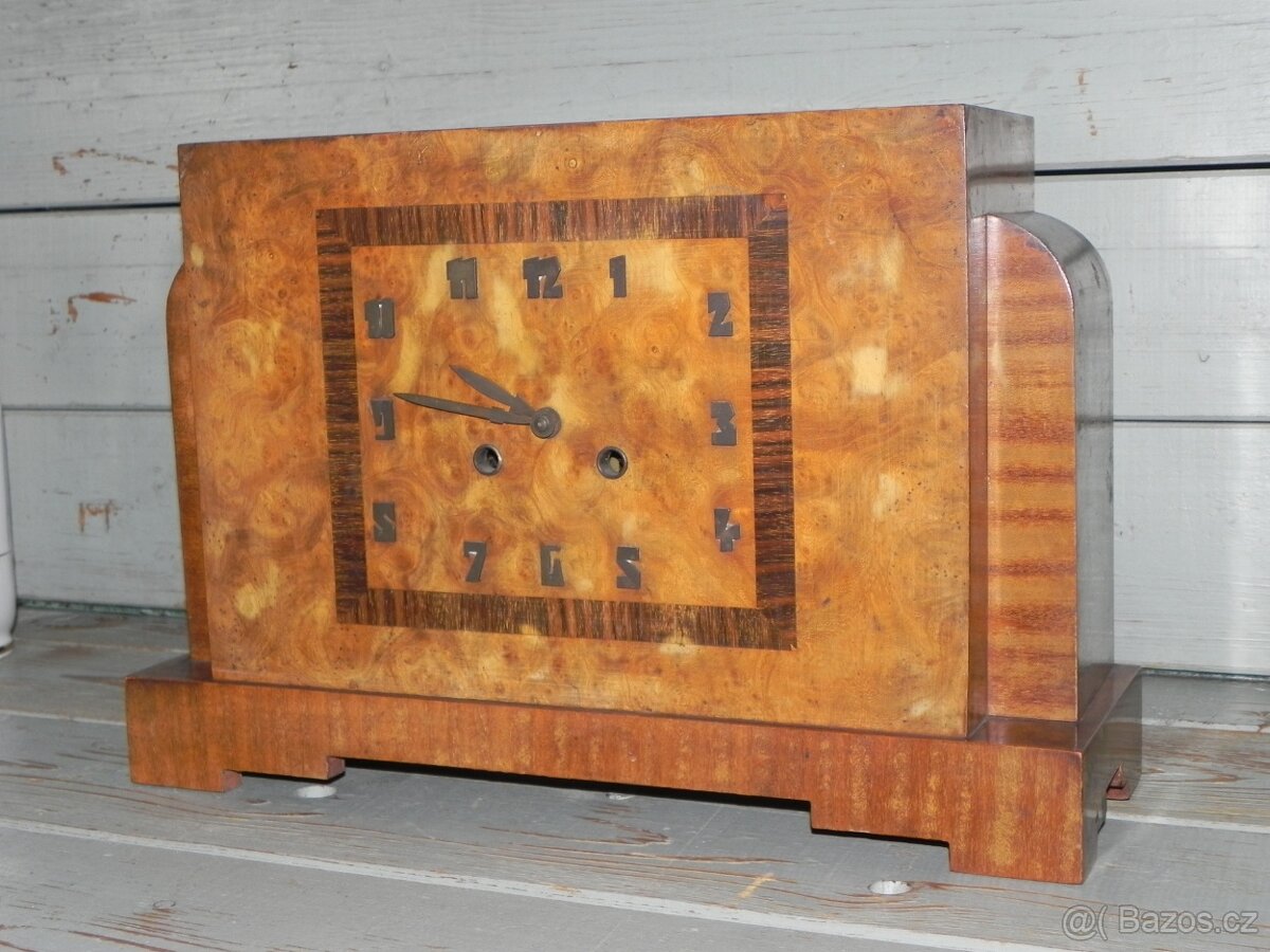 Staré hodiny ART DECO KIENZLE