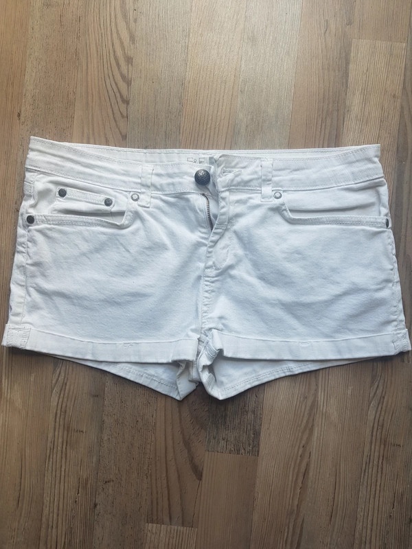 Dámské kraťasy velikost M
