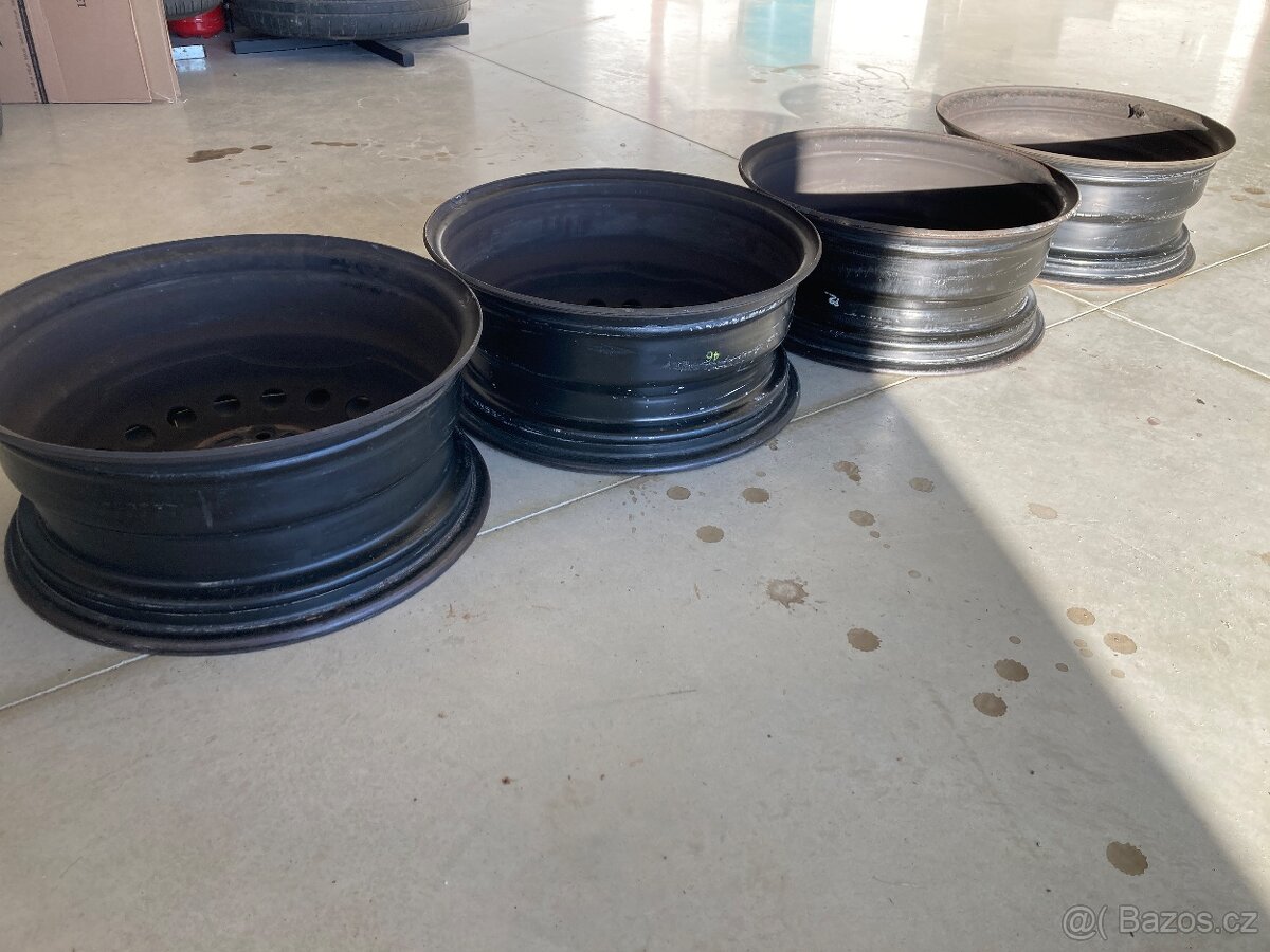 Prodám ocelové disky r16” na Ford focus nebo mondeo