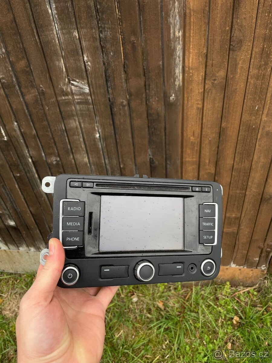 VW Autoradio s navigací