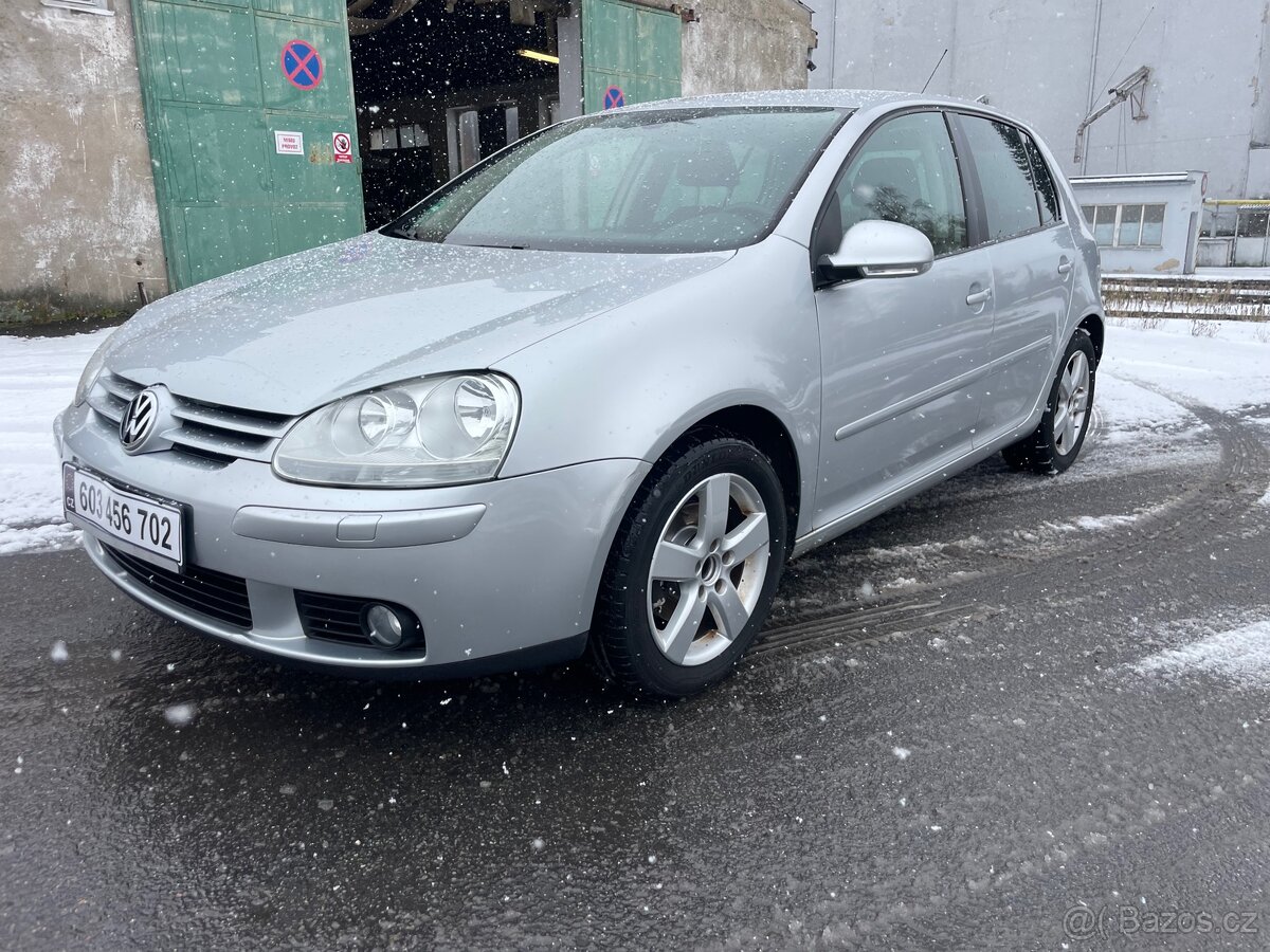 VW Golf V 1.6i 75kW