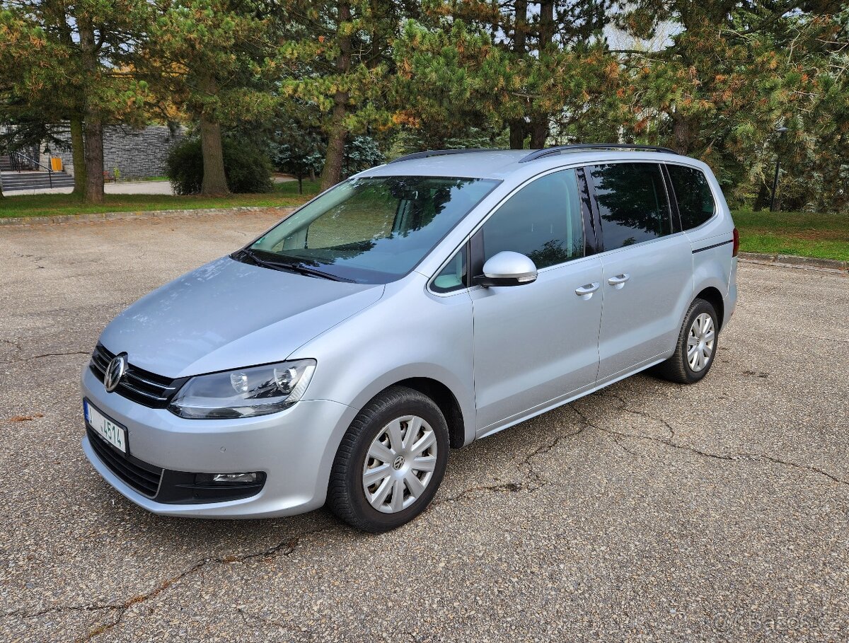 VW Sharan 2.0TDI 110kw FACELIFT 7míst Navi Serviska