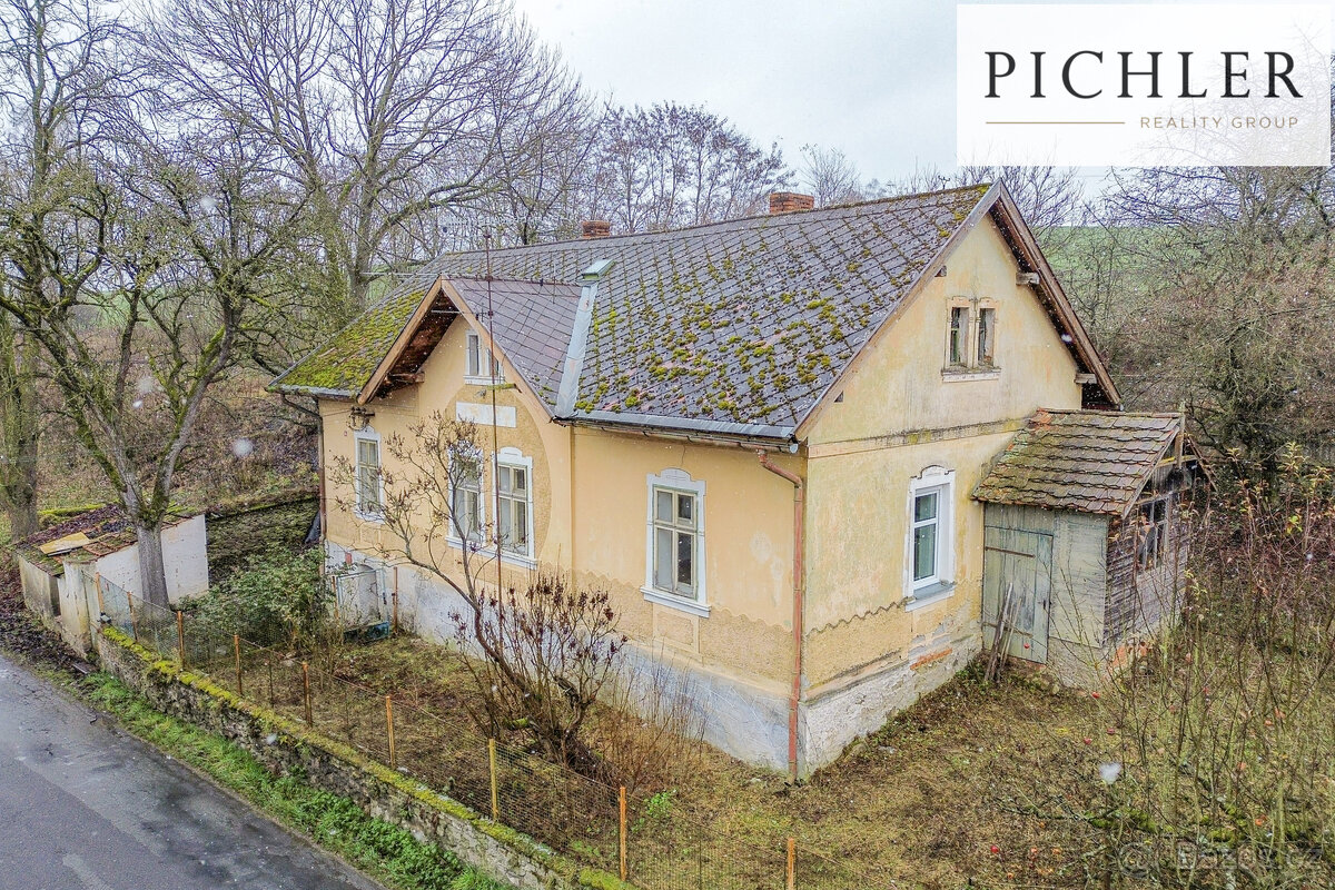 Prodej rodinného domu a mlýna, 14860 m², Hlohová