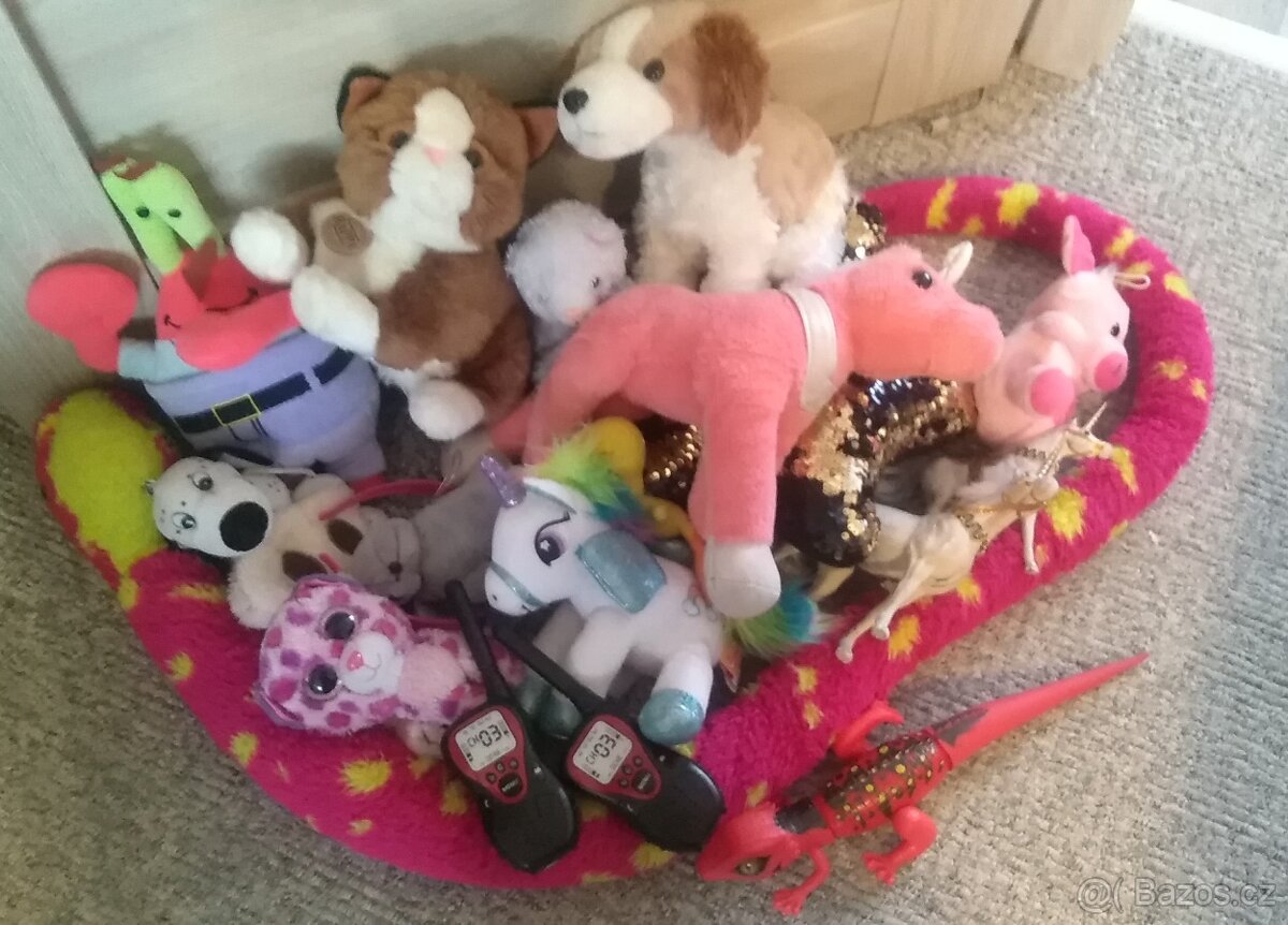 Interaktivni pes a kocka, detske vysilacky, mix plysaku