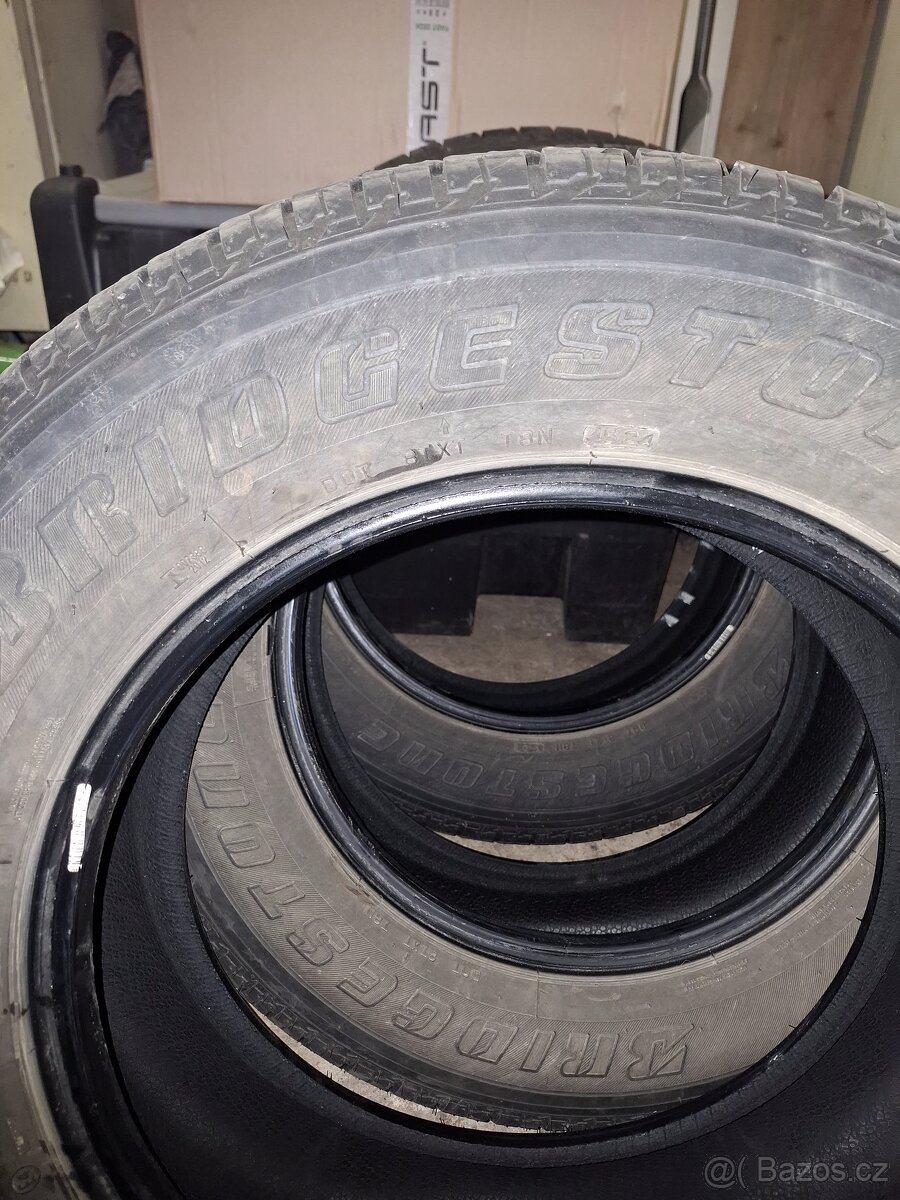 Prodám 4x letní pneu bridgestone 265/60 r18