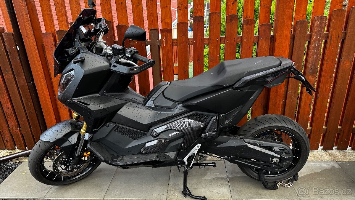 Honda X-ADV 750 Black edition