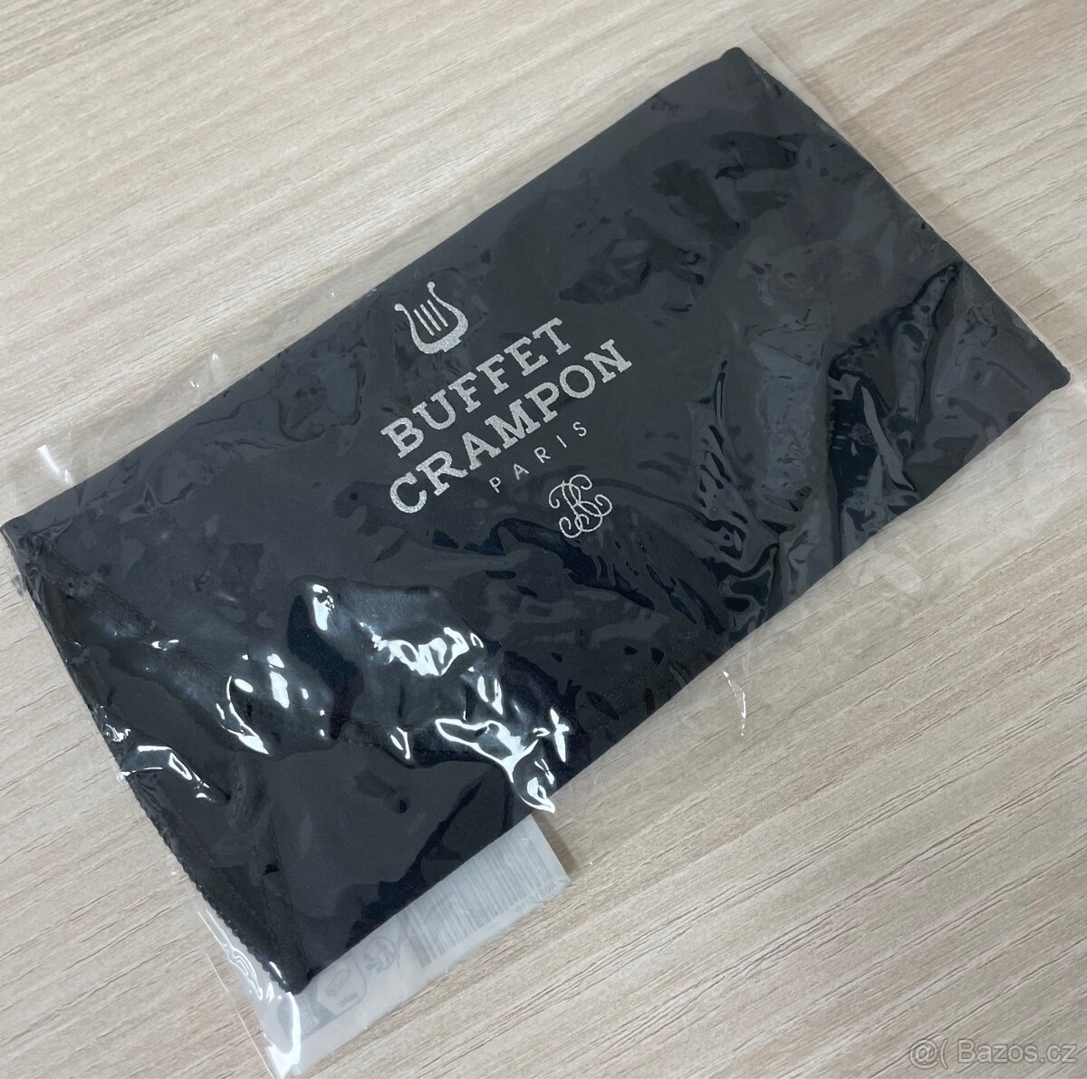 Vytěrák na B klarinet Buffet Crampon Paris