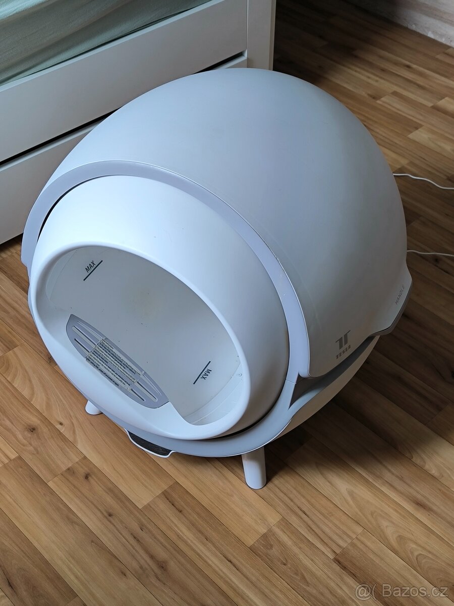 Automatický kočičí záchod