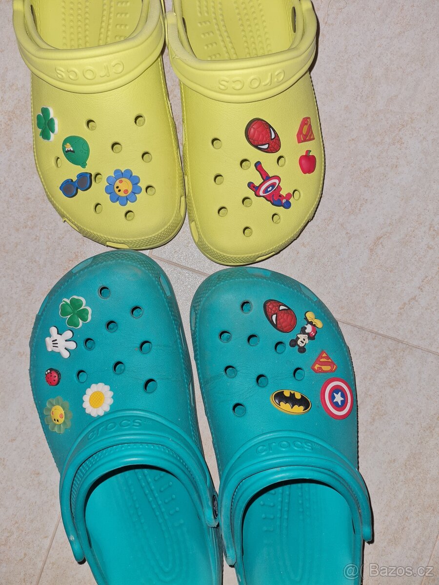 Jibbitz (ozdoby na crocs) - přívěsky na boty