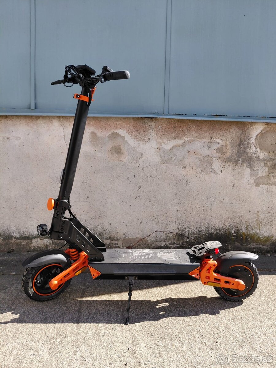 Elektrokoloběžka Maxwheel D2PRO