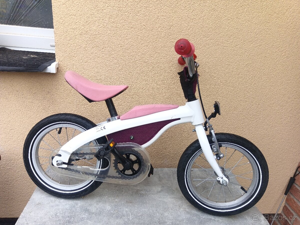 Dětské kolo 16"zn. BMW.