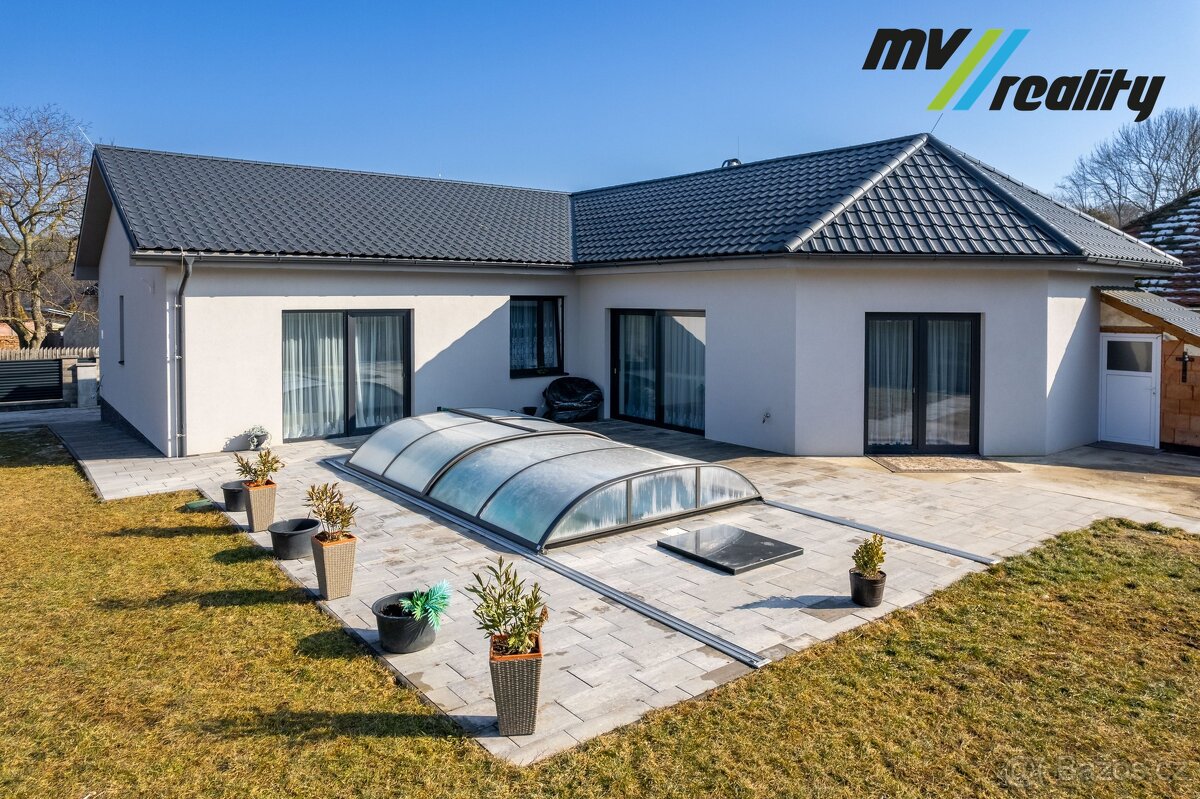 Chotouň - Chrášťany - Prodej rodinného domu (210 m2) s pozem