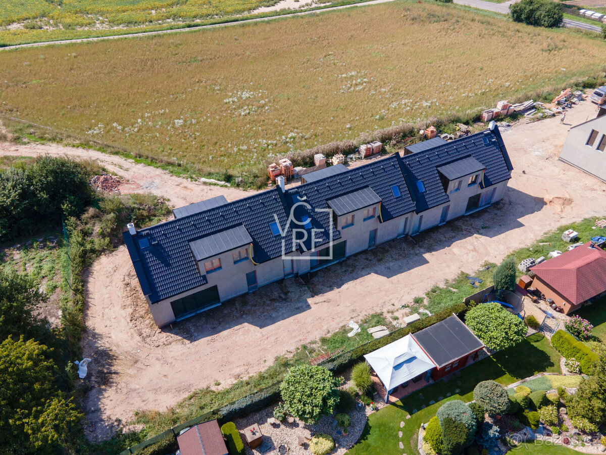 Novostavba řadového rodinného domu B2 4+kk s garáží v obci C