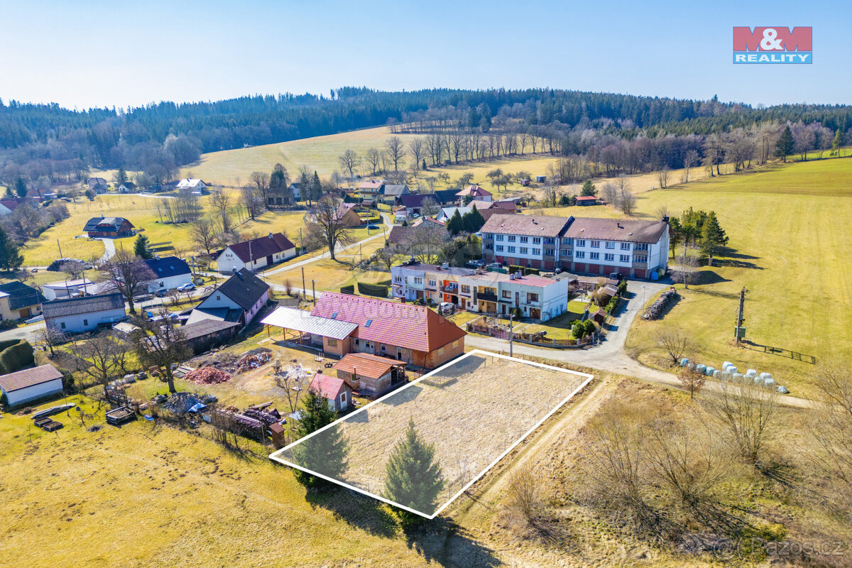 Prodej pozemku k bydlení, 764 m², Kolinec