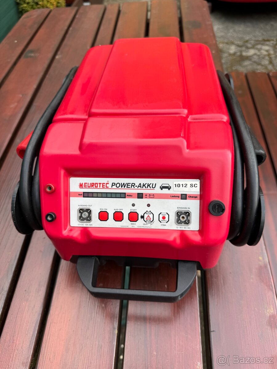 Startovací zdroj Booster